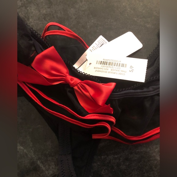 La Senza Ruffle Thong BNWT - Picture 4 of 4